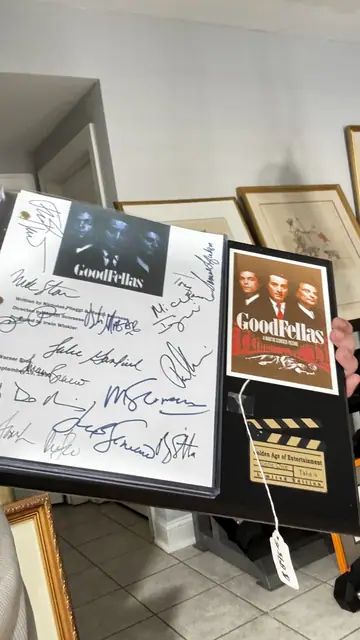 GoodFellas Limited Edition Autographed Script Display, Numbered Edition, Unframed - detail